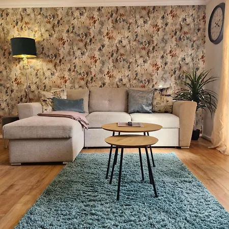 Holiday home Lovely 2-bed House In The Heart Of Woodhouse Leeds