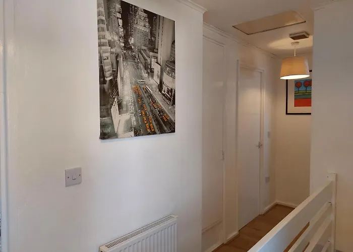 Lovely 2-bed House In The Heart Of Woodhouse Leeds Casa vacanze *